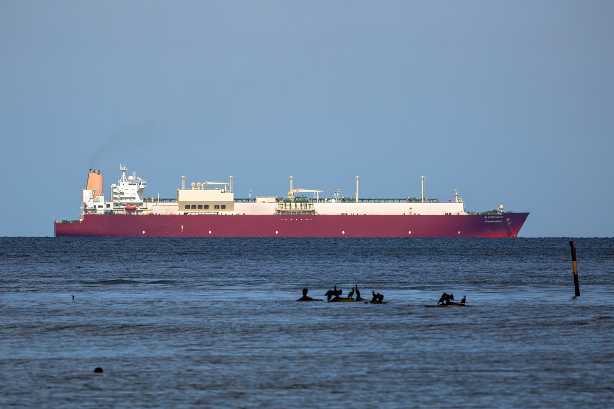 LNG-Tanker AL GHASHAMIYA (IMO 9397286) auf der Fahrt zum Swinemünder Hafen. - 27.05.2019
