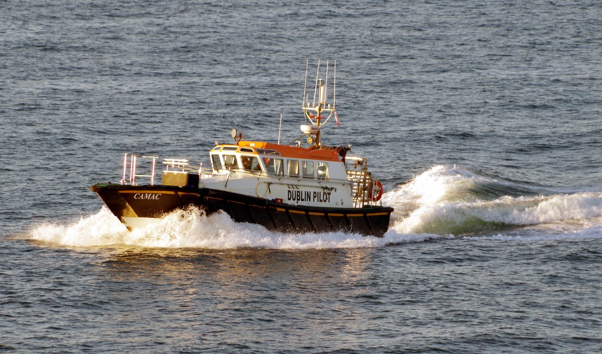 Lotsenboot CAMAC am 03.06.17 vor Dublin