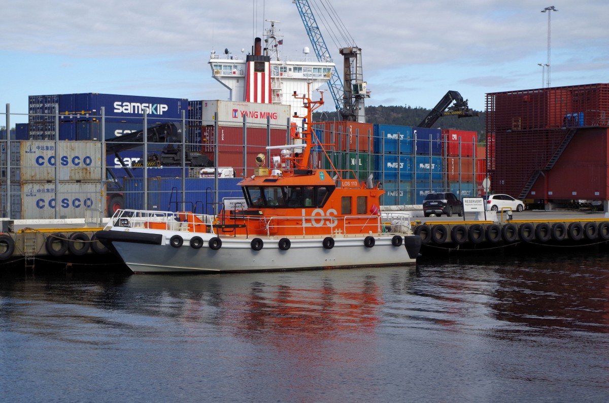 Lotsenboot LOS 113 am 15.05.15 in Kristiansand (NOR)