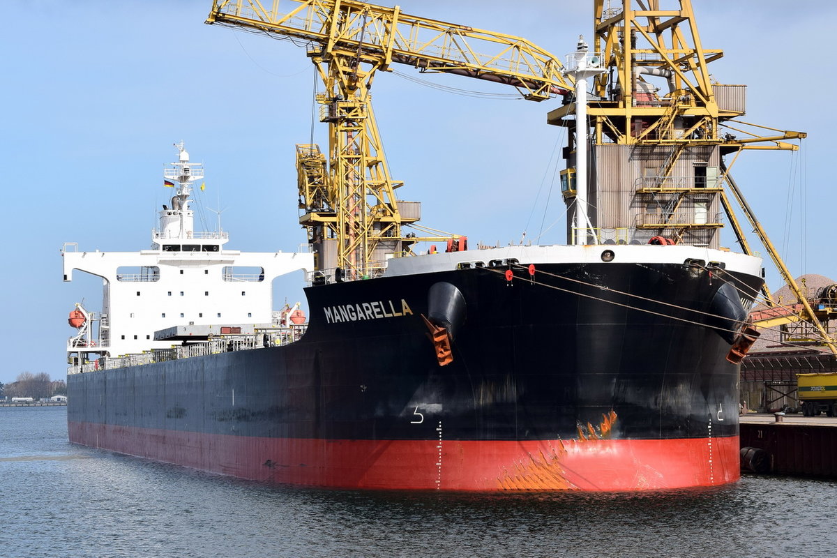 MANGARELLA , Massengutschiff , IMO 9460904 , Baujahr 2009 , 229 x 32m , 29.03.2016 Rostock-Warnemünde