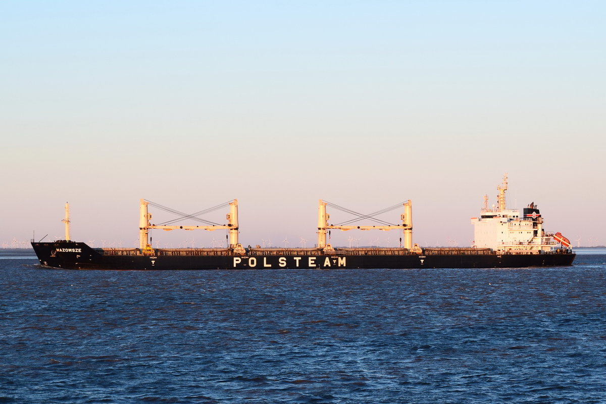 MAZOWSZE , Bulk Carrier , IMO 9386914 , Baujahr 2009 , 189.98 x 28.56 m , Cuxhaven , 21.03.2020