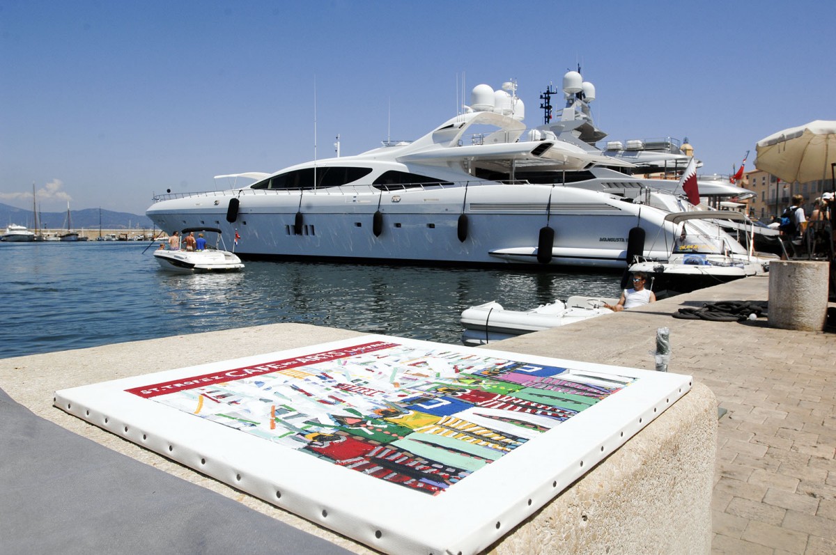 Megayacht in Saint-tropez. Aufnahmedatum: 21. Juli 2015.