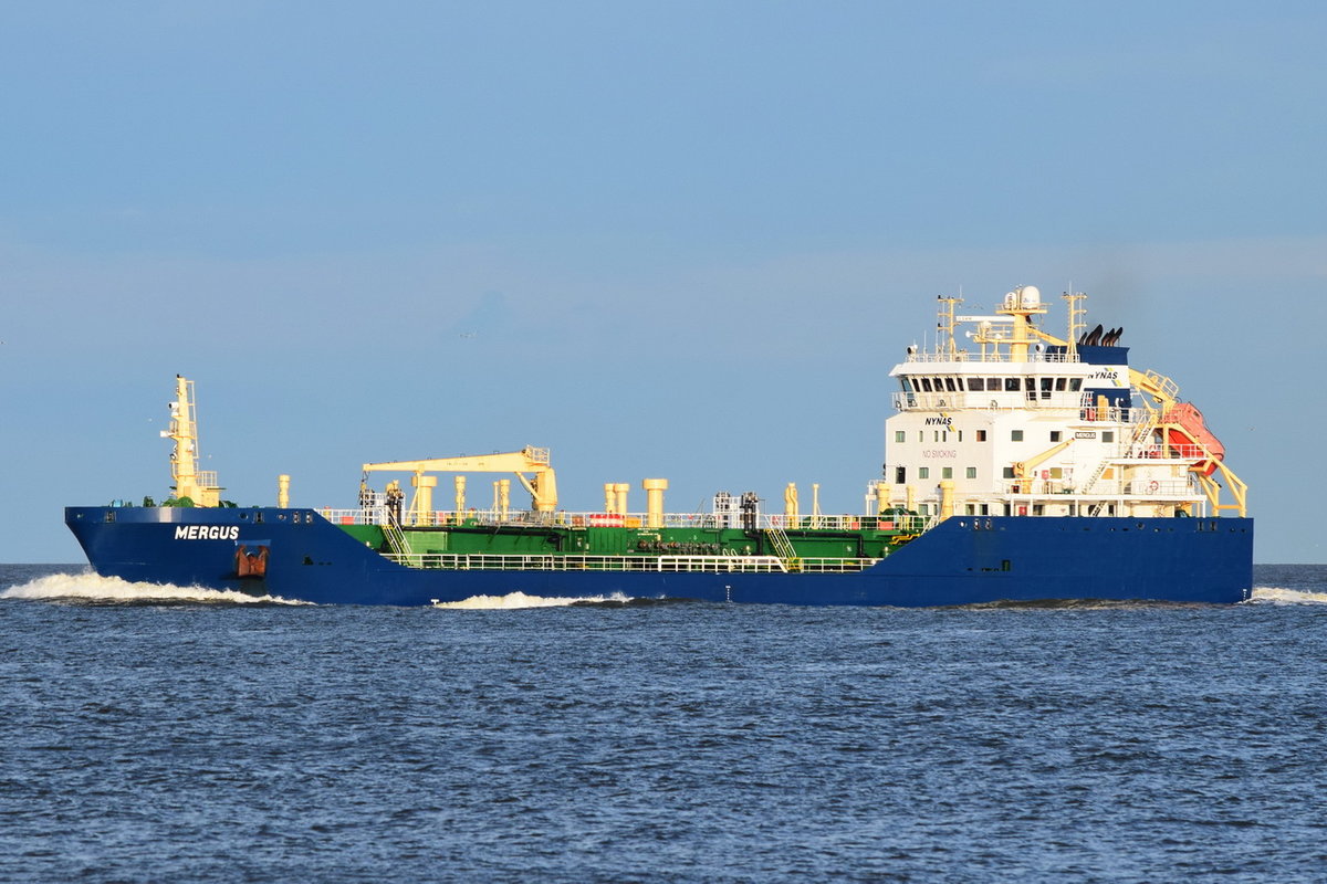 MERGUS , Tanker , IMO 9503914 , Baujahr 2012 , 99.9 × 16m , 15.09.2017 Cuxhaven