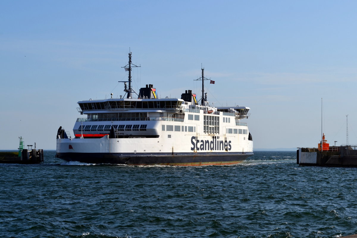 M/F Aurora Af Helsingorg der Scandlines einlaufend Helsingborg am 22.05.2016.