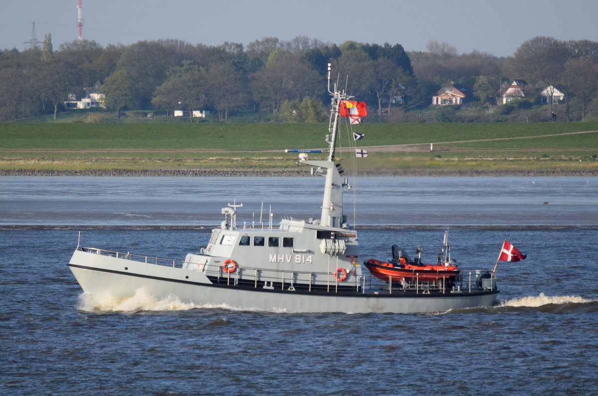MHV 814  Budstikken  ,Patrouillenboot  Dänemark ,  MMSI 219000549 , 22 × 6m , 07.05.2017  Grünendeich