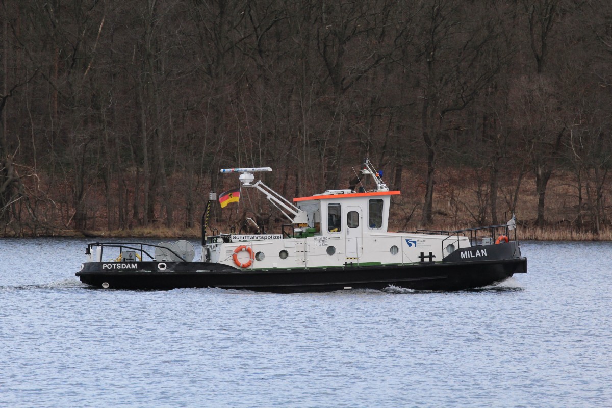 Milan (05031750 , 15,75 x 3,82m) , ein Boot der Schifffahrtspolizei Potsdam , am 29.01.2015 im Jungfernsee.