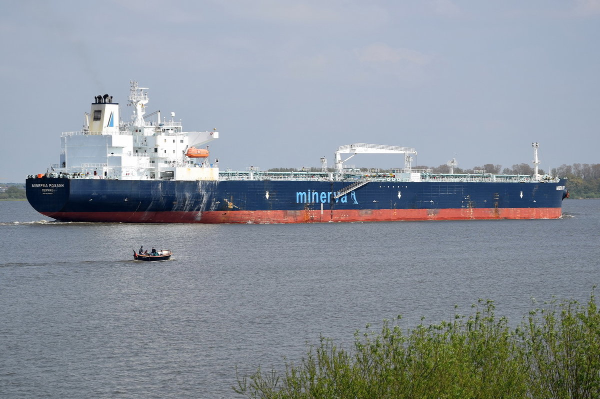 MINERVA ROXANNE , Tanker , IMO 9276585 , Baujahr 2004 , 243.5 × 42m , 07.05.2017  Grünendeich