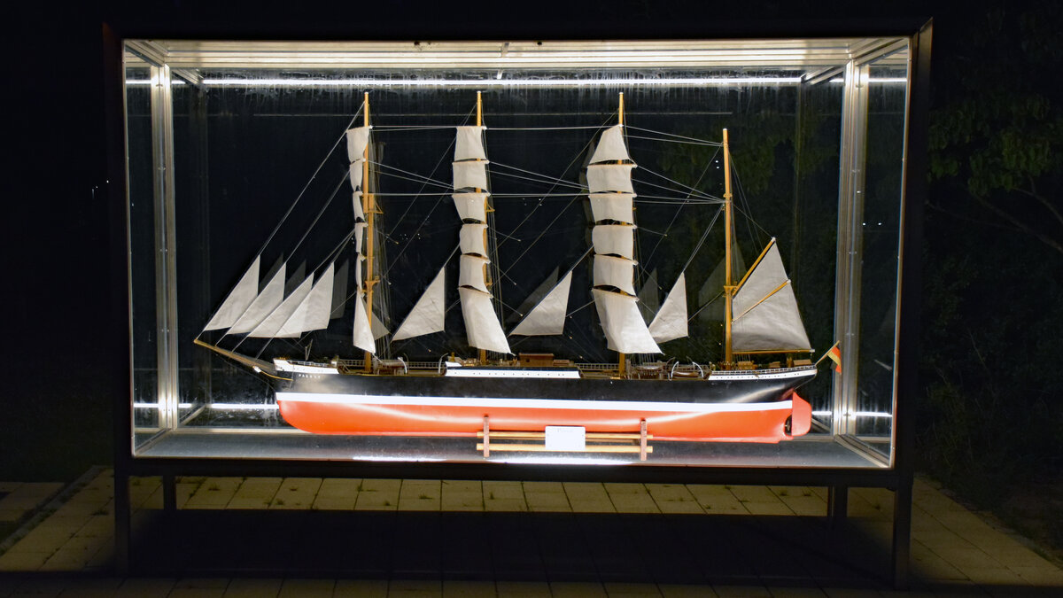 Modell der Viermastbark PASSAT, ausgestellt in Lübeck-Travemünde. August 2022