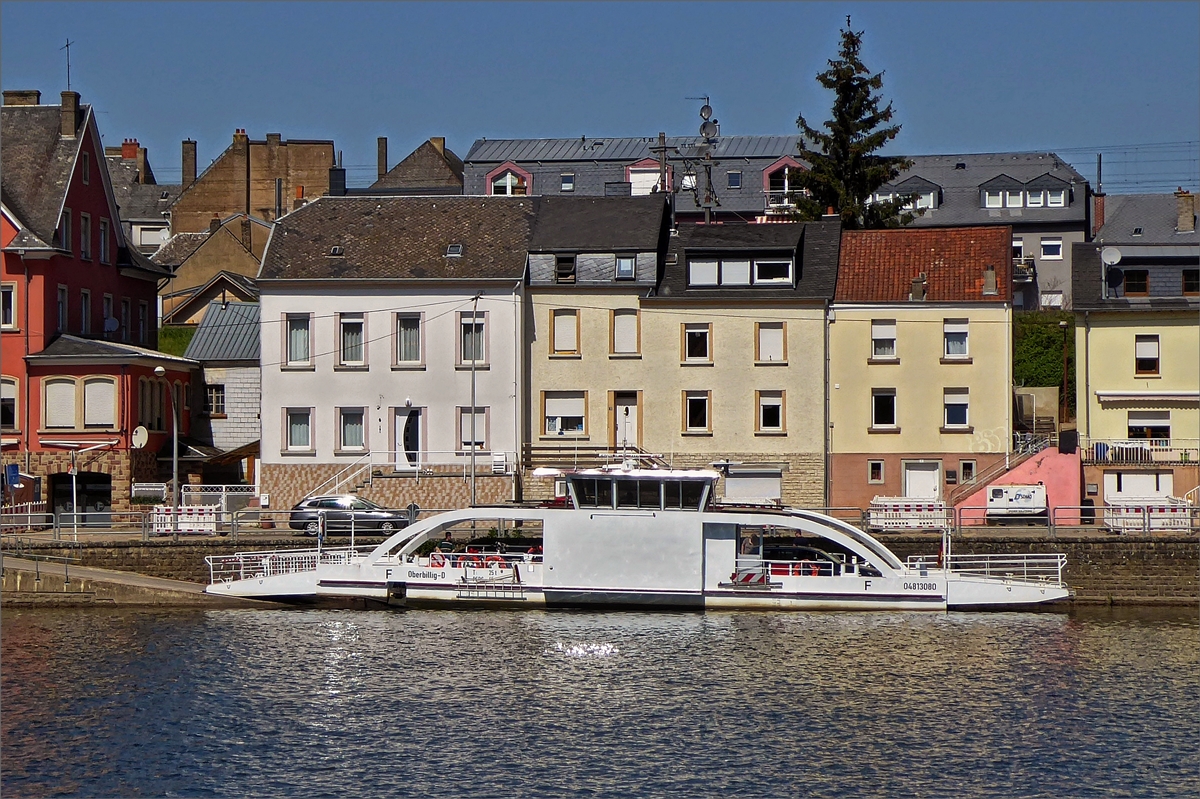 Moselfähre Santa Maria am Anleger auf der luxemburgischen Seite in Wasserbillig. 21.04.2019