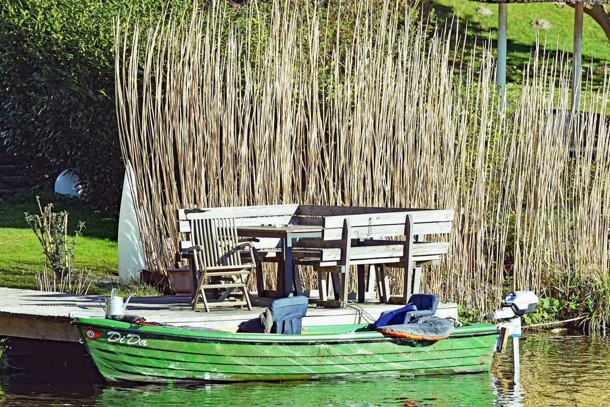 Motorboot DiDa am 17.04.2022 auf der Wakenitz bei Lübeck