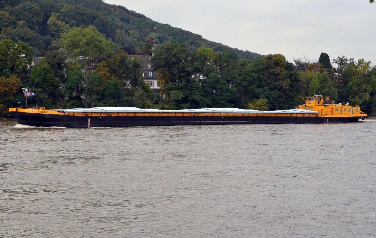 MS  AARGAU,  auf dem Rhein am Rolandseck am 22.09.2013 gesehen. Heimathafen Basel. Lnge 110m, Breite 11,40m, Tonnen  2756.
