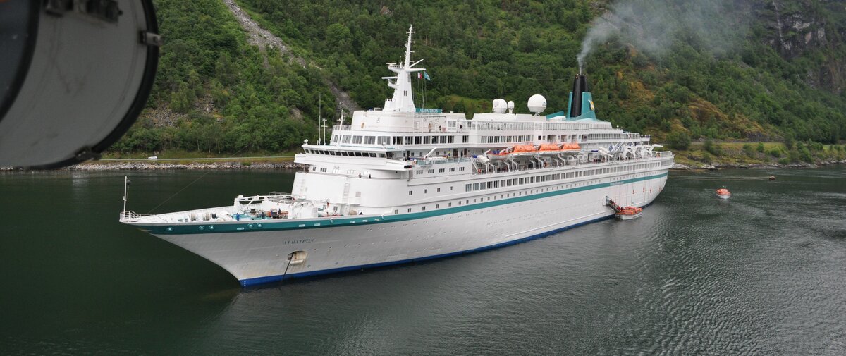 MS Albatros aufgenommen am 26.06.2012 im Geiranger Fjord

IMO-Nr. 7304314