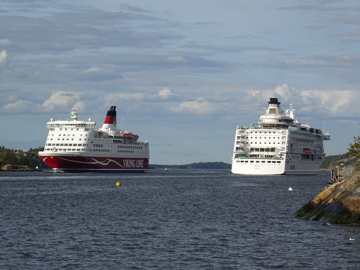 MS AMORELLA und MS BIRKA auslaufend Stockholm im Mai 2017