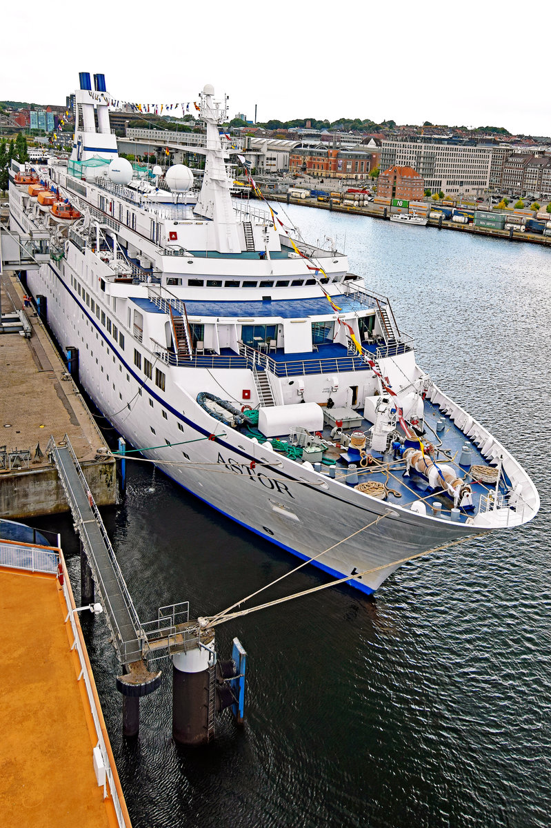 MS Astor (IMO 8506373) am 21.08.2016 im Hafen von Kiel