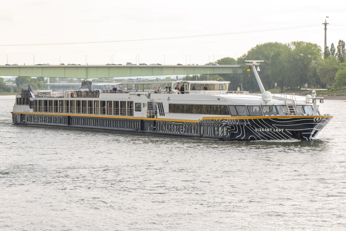 MS ELEGANT LADY (ENI: 08923003) auf dem Rhein in K�ln am 02.05.2026