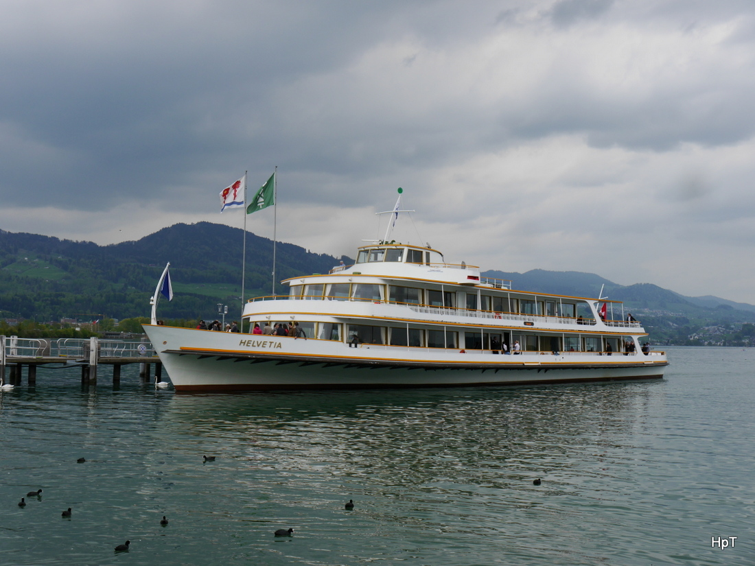 MS Helvetia bei der Anlegestelle in Rapperswil am 25.04.2015