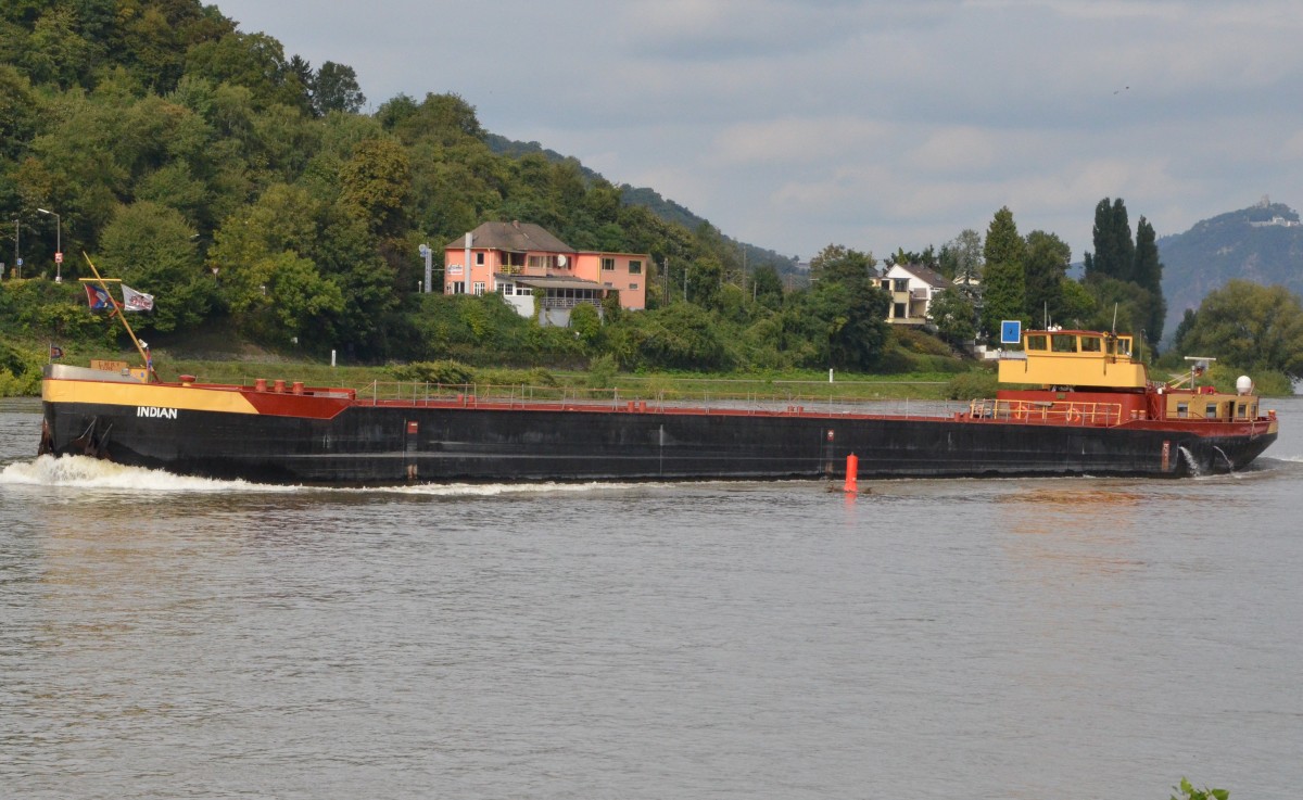 MS INDIAN, ein deutsches Binnenfrachtschiff auf dem Rhein am 21.09.2013 bei Unkel.