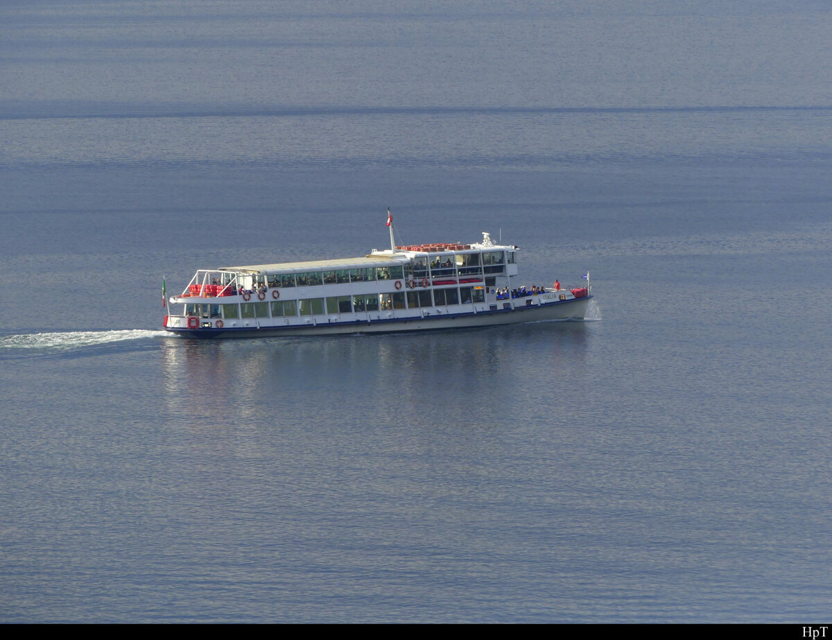 MS ITALIA unterwegs bei Moscia auf dem Lago Maggiore am 29.09.2021