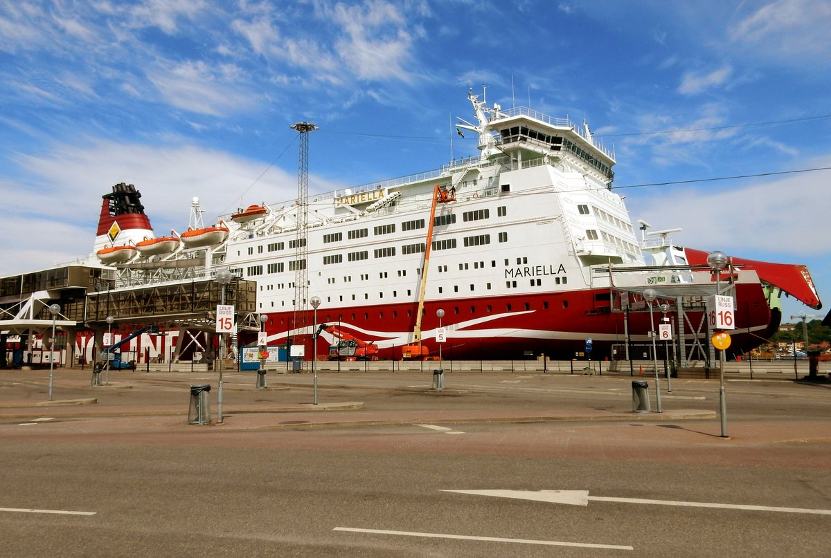 MS MARIELLA am VIKING LINE Fähranleger in Stockholm am 21.05.18