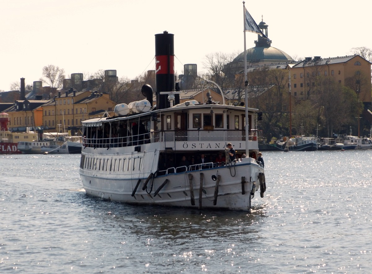 MS ÖSTANA I im Hafen von Stockholm (April 2014)