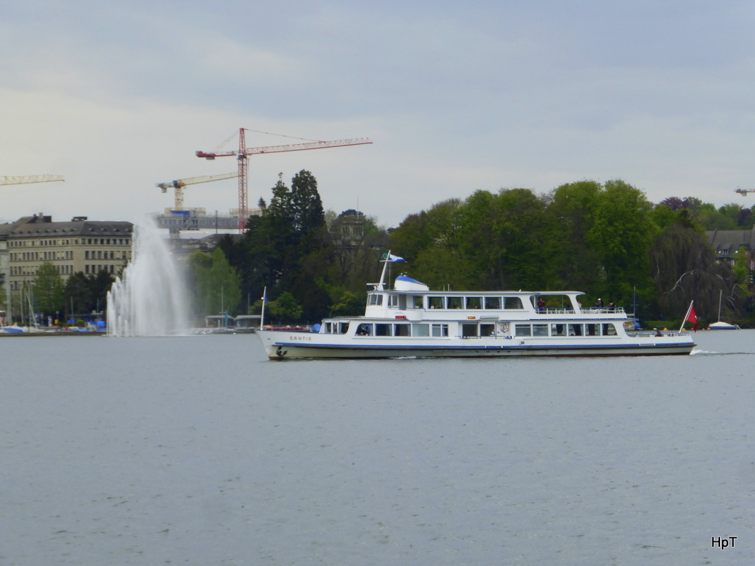 MS Säntis unterwegs auf dem Zürichsee am 25.04.2015