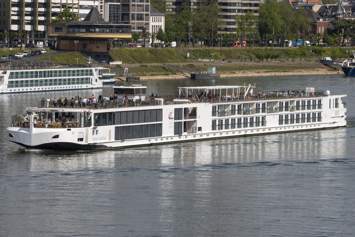 MS VIKING ALRUNA (ENI: 07002038) auf dem Rhein in K�ln am 04.05.2026
