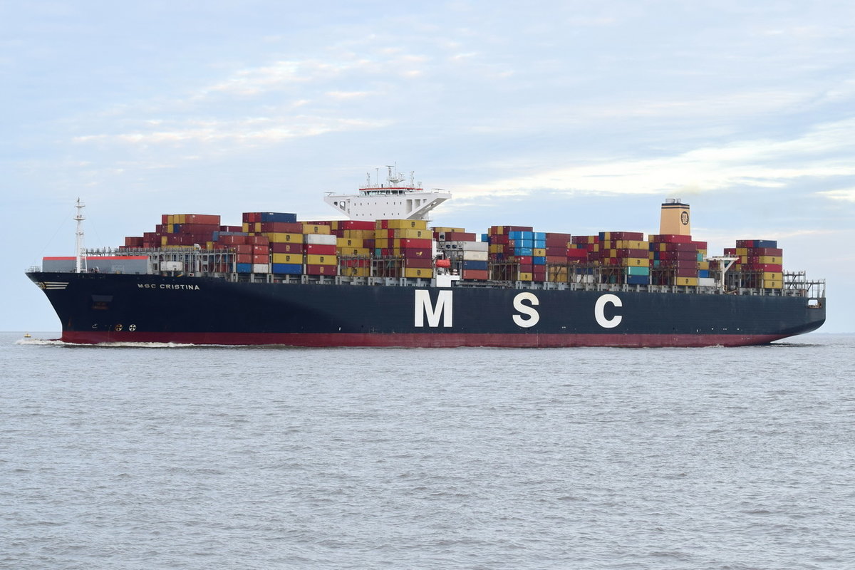 MSC CRISTINA , Containerschiff , IMO 9465241 , Baujahr 2011 , 366.36 x 48.26 m , 13102 TEU ,19.03.2020 , Cuxhaven