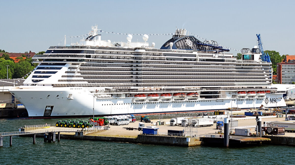 MSC SEAVIEW am 17.7.2021 im Hafen von Kiel