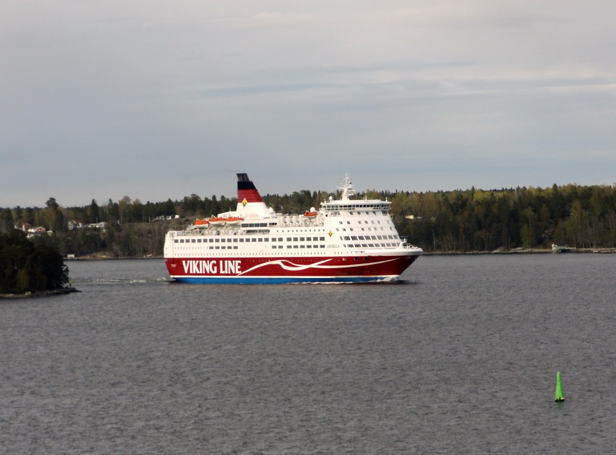 MV AMORELLA im Schärengarten von Stockholm (Mai 2014)