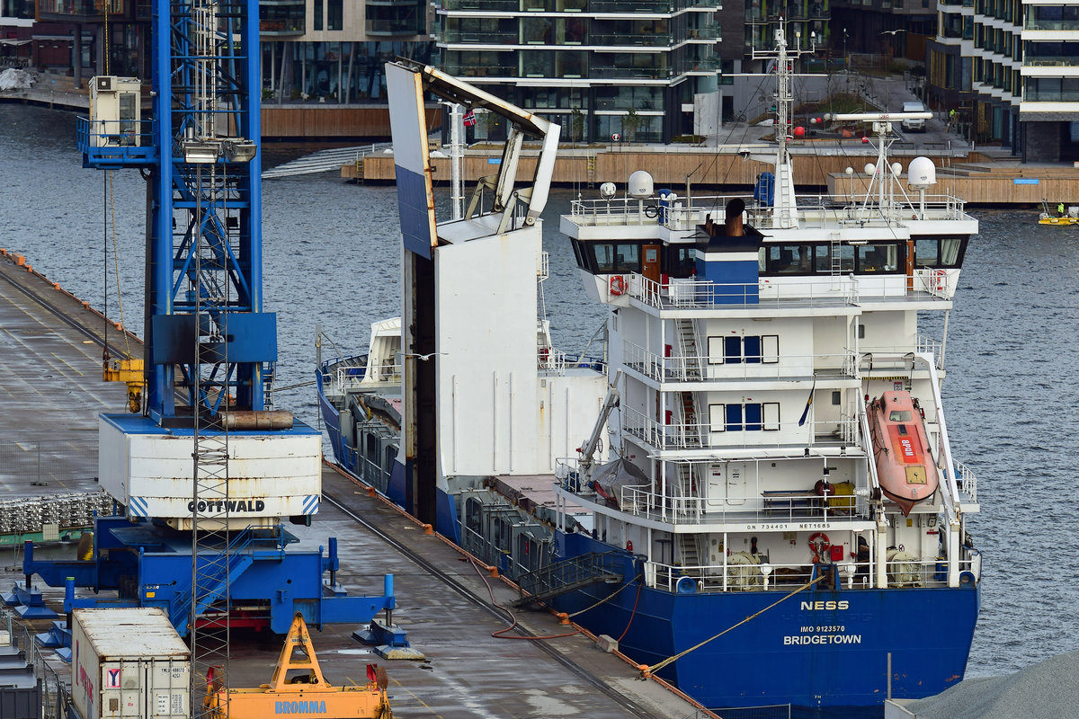 NESS (IMO 9123570) im Hafen von Oslo. Aufnahme vom 10.02.2015