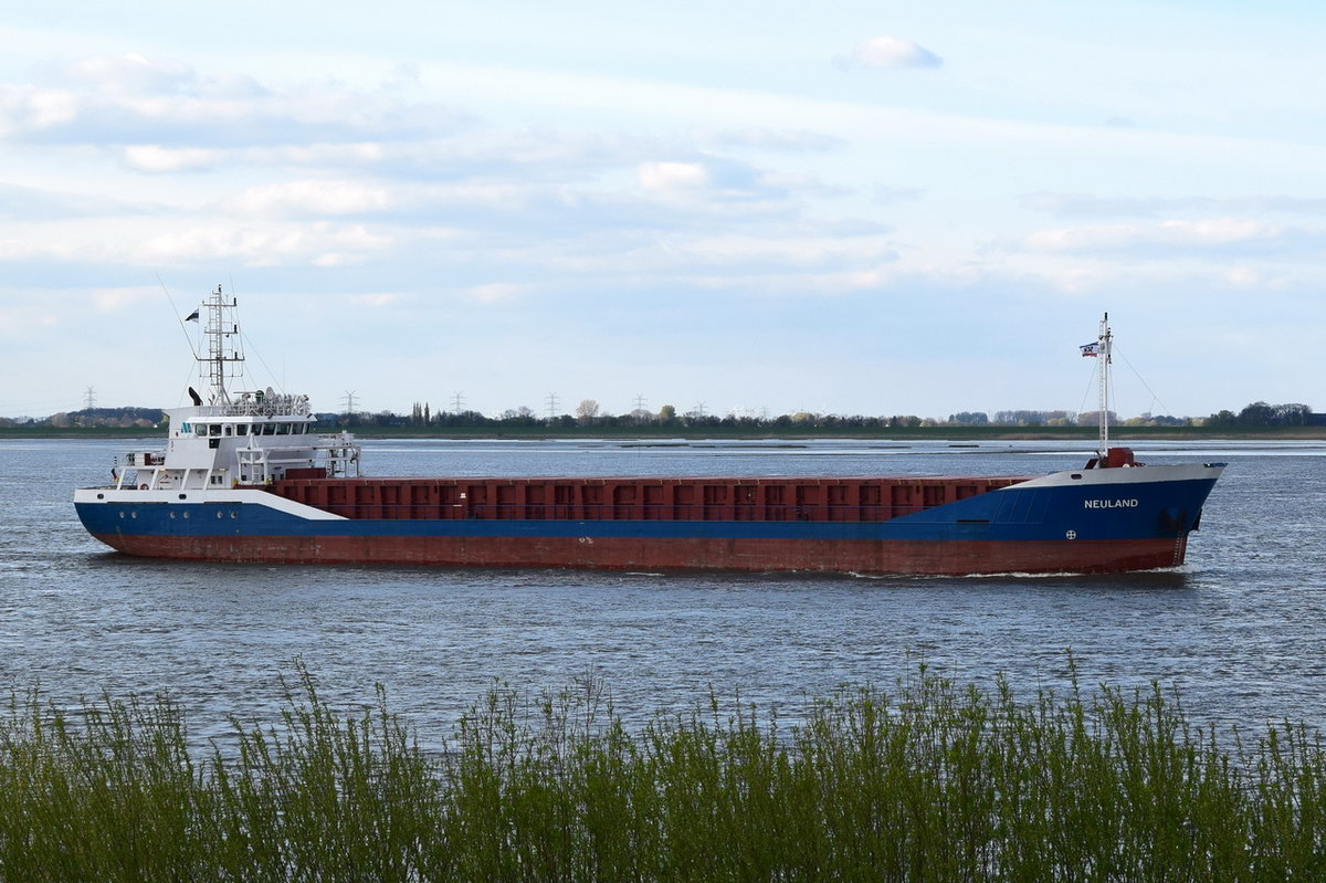 NEULAND , General Cargo ,  IMO 9117959 , Baujahr 1995 , 89 x 12m , 19.04.2017 Grünendeich