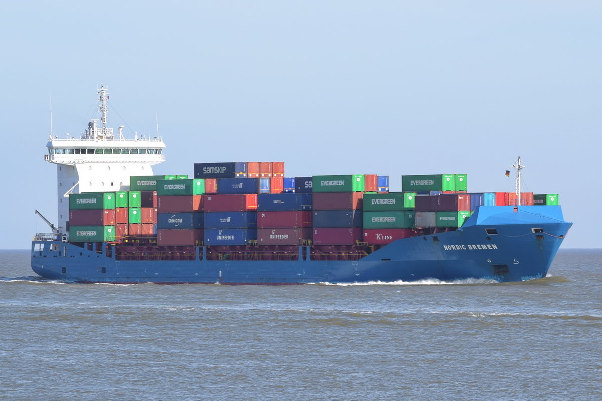 NORDIC BREMEN , Feederschiff , IMO 9483695 , Baujahr 2011 , 151.72 × 23.4m , 1036 TEU , 07.04.2018