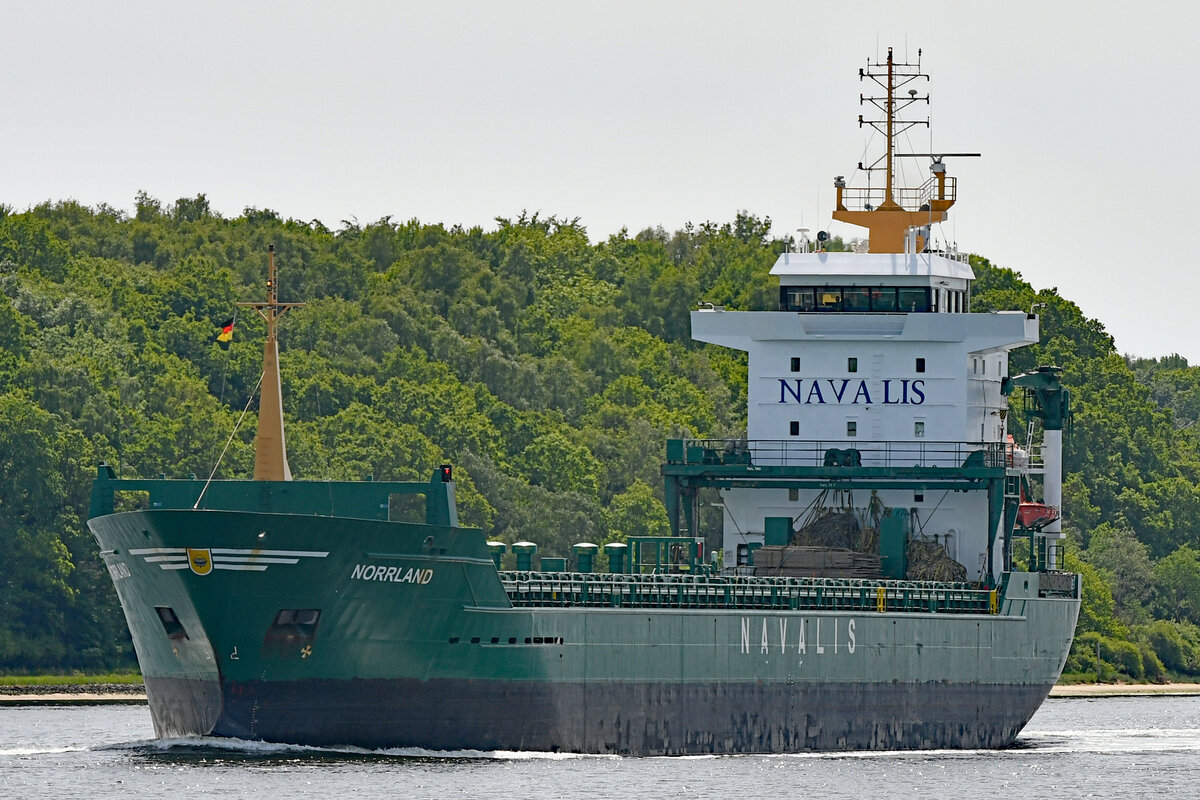 NORRLAND (IMO 9358278) am 31.05.2023 unweit Lübeck-Travemünde