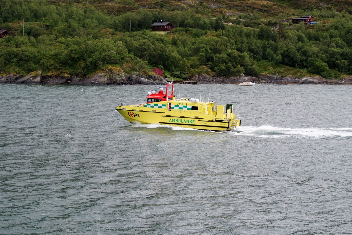 Norwegisches  Ambulanzboot am 25.07.2013  RS Ambulane 