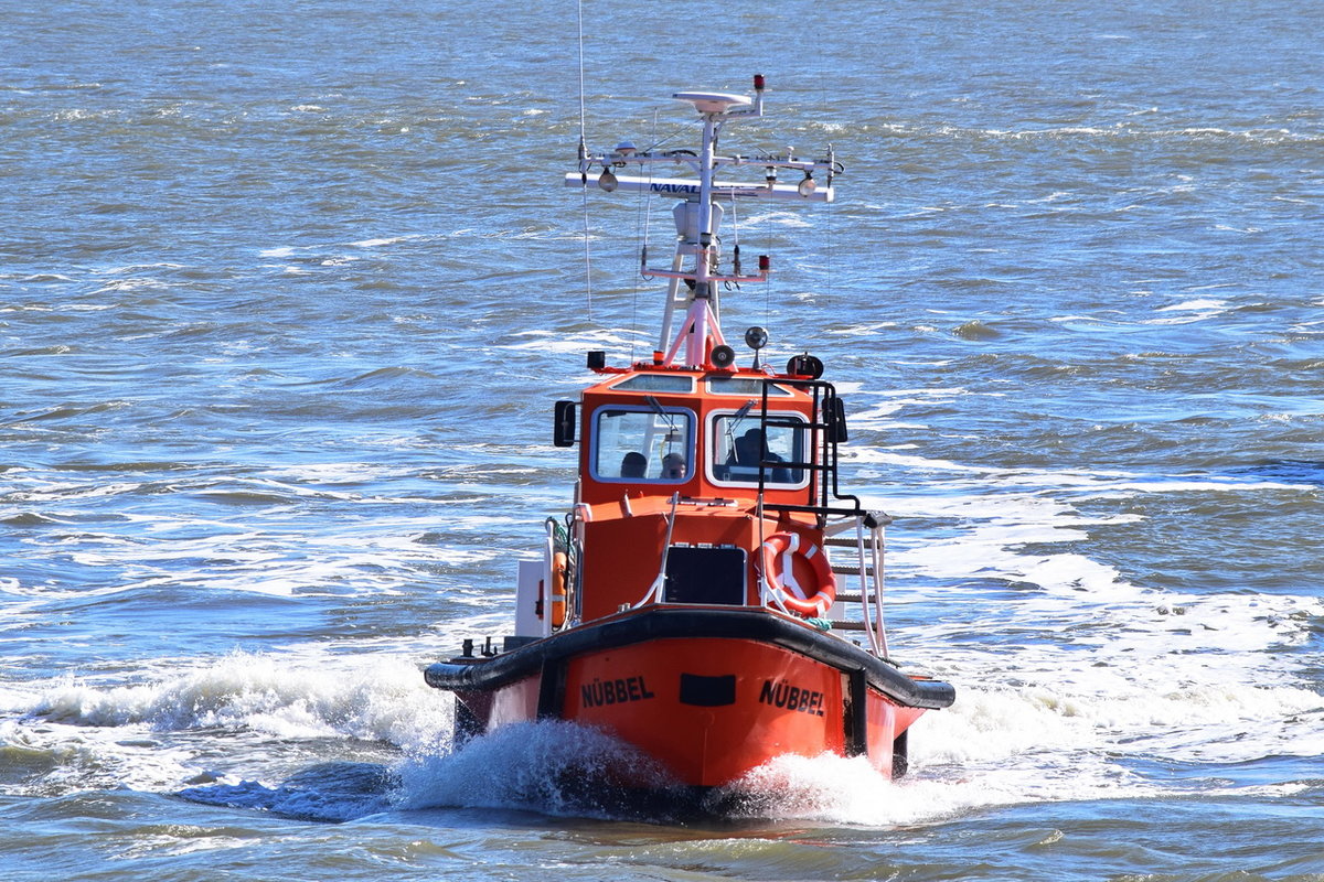 NÜBBEL , Lotsenboot ,  MMSI 211181500 . 12 × 3m , Alte Liebe Cuxhaven , 01.04.2018