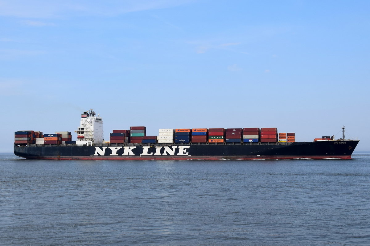 NYK REMUS , Containerschiff , IMO 9416965 , Baujahr 2009 , 294 × 32m , 4922 TEU , 14.05.2017  Cuxhaven