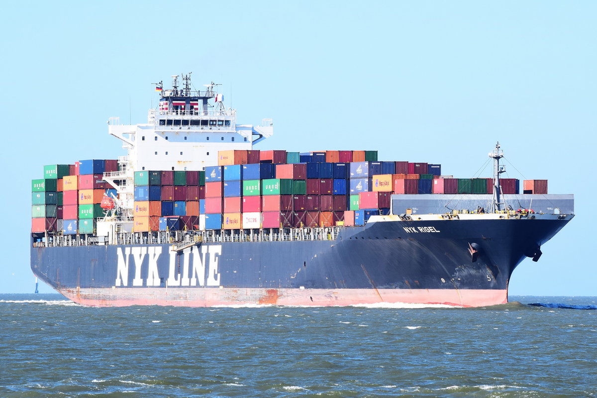 NYK RIGEL , Cotainerschiff , IMO 9416977 , Baujahr 2009 , 294.12 × 32.2m , 4888 TEU , 01.04.2018  Cuxhaven Alte Liebe