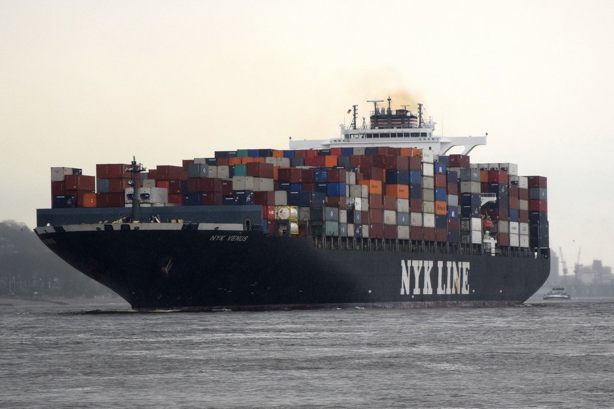 NYK VENUS , Containerschiff , IMO  9312793 , Baujahr 2007 , 9012 TEU , 338 x 46m , 29.04.2016  Finkenwerder-Rüschpark