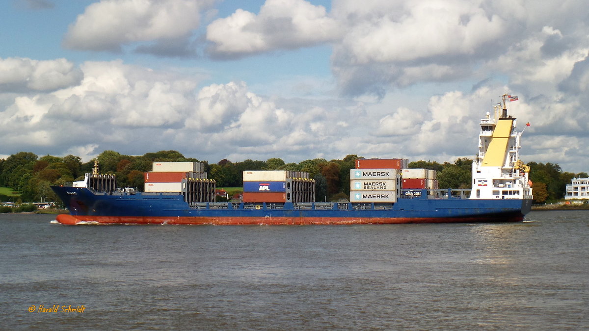 ÖLAND (IMO 9277400) am 15.9.2017, Hamburg auslaufend, Elbe Höhe Finkenwerder / 
Ex-Namen: ÖLAND (bis 06.2003),  FRIESLAND (bis 07.2003) /
Feederschiff / BRZ 7519 / Lüa 137,5 m, B 21,3 m, Tg 7,47 m / 1 Diesel, MaK 9M43, 8400 kW (11424 PS), 19 kn / 822 TEU  davon 150 Reefer /  gebaut 2006 bei Sietas, HH-Neuenfelde / Eigner: DT Bereederung, Betreiber: Delphis / Flagge: Malta, Heimathafen: Valetta /
