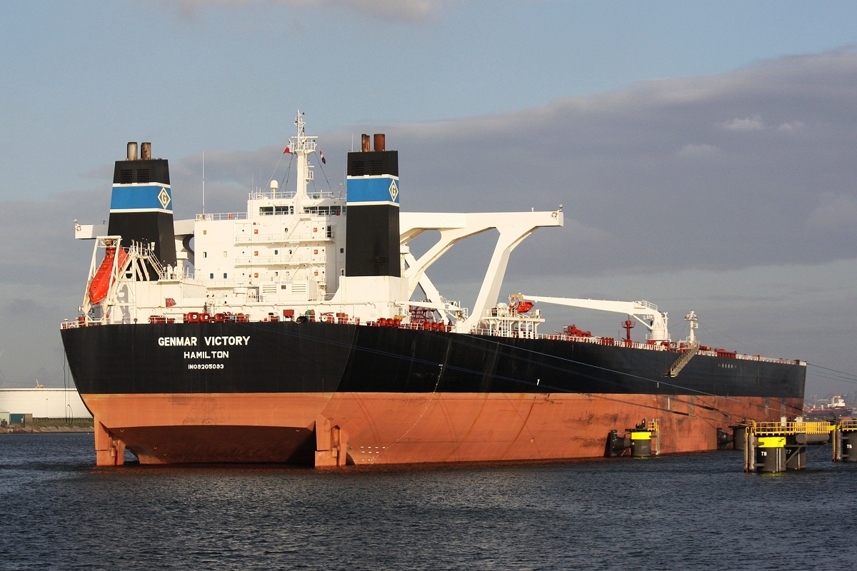 Öltanker Genmar Victory IMO:9205093 am 07.09.2012 Europoort Calandkanaal.