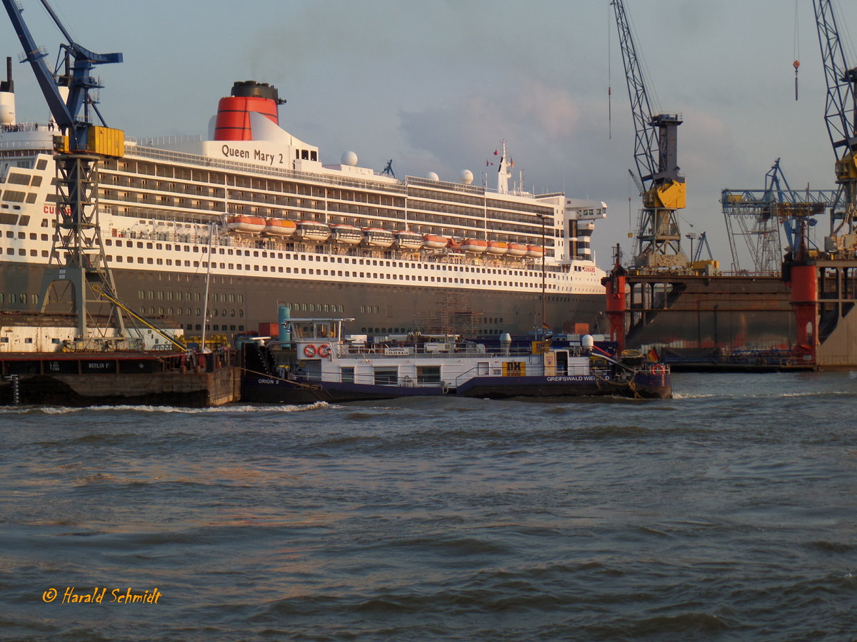 ORION II (ENI 05609480) am 27.5.2016, Hamburg, Elbe vor B&V /
Ex-Namen: SCH 2614, 
Schubschiff / Lüa 21,66 m, B 8,19 m, Tg 1,6 m / 2 Diesel, SKL 6 NVD 26-A2, ges. 440 kW, (600 PS) /gebaut 1970 bei VEB Yachtwerft, Berlin / Flagge: D, Heimathafen: Greifswald Wieck /
