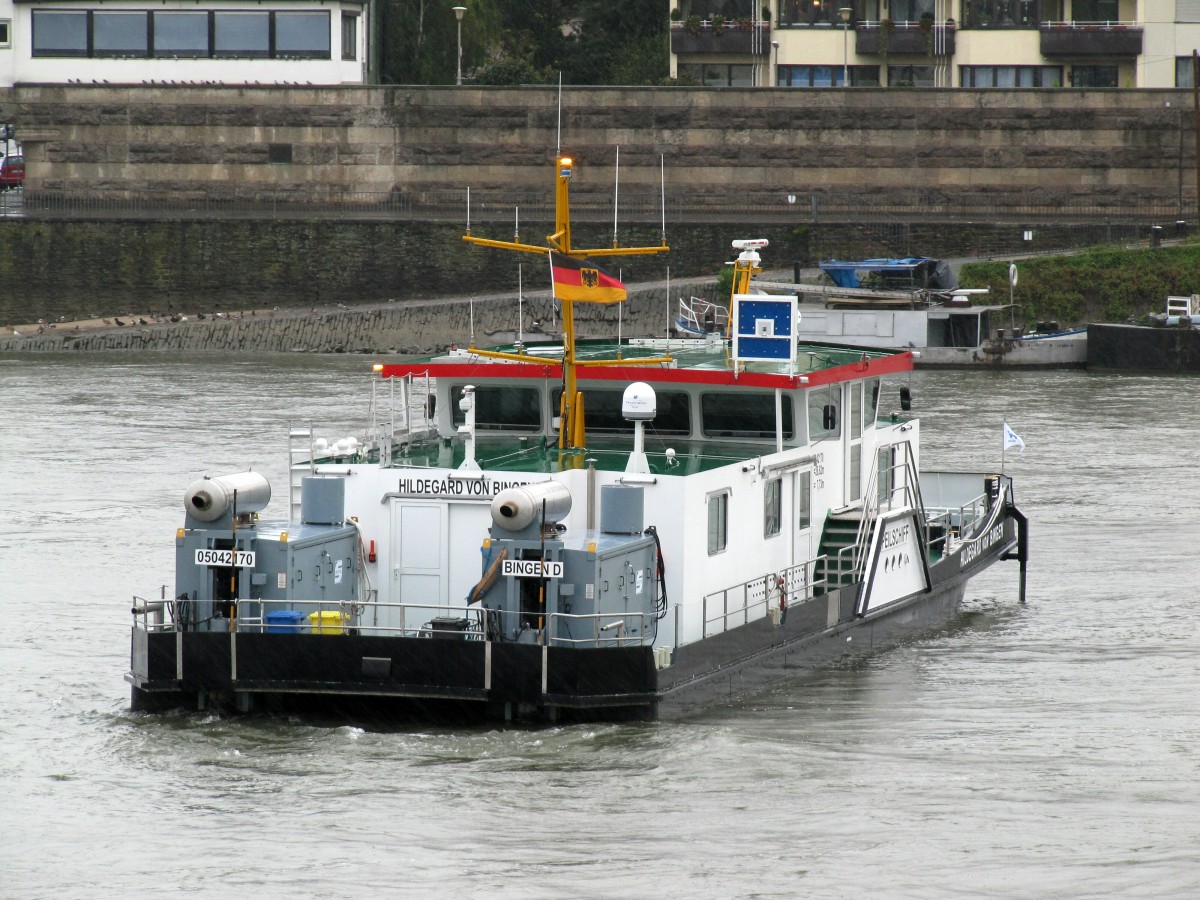 Peilschiff Hildegard von Bingen (05042170 , 26,82 x 7,73m) am 22.10.2014 vor Neuwied.