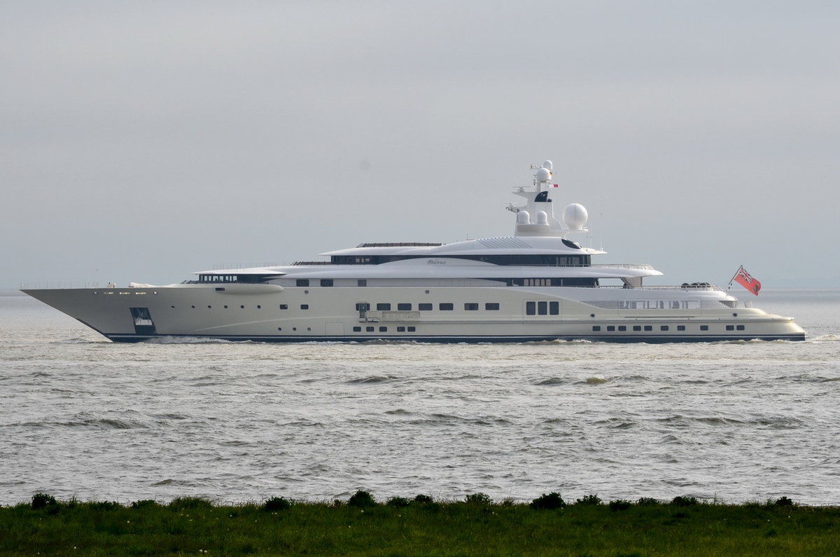 PELORUS ,  Yacht , IMO 8977273 , Baujahr 2003 , 115 × 18.32m , 15.05.2017  Cuxhaven