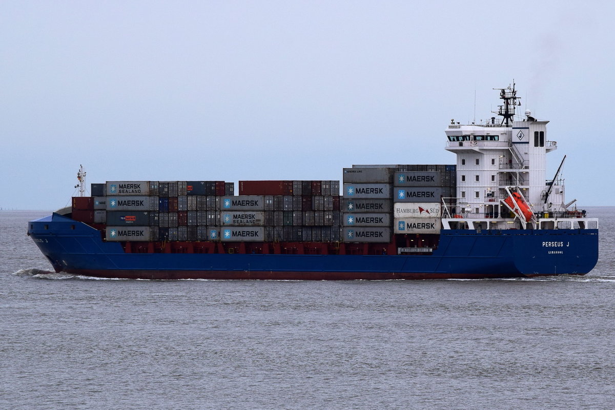 PERSEUS J , Feederschiff , IMO 9371414 , Baujahr 2008 , 140.4 × 23m , 925 TEU , 27.12.2017 Cuxhaven