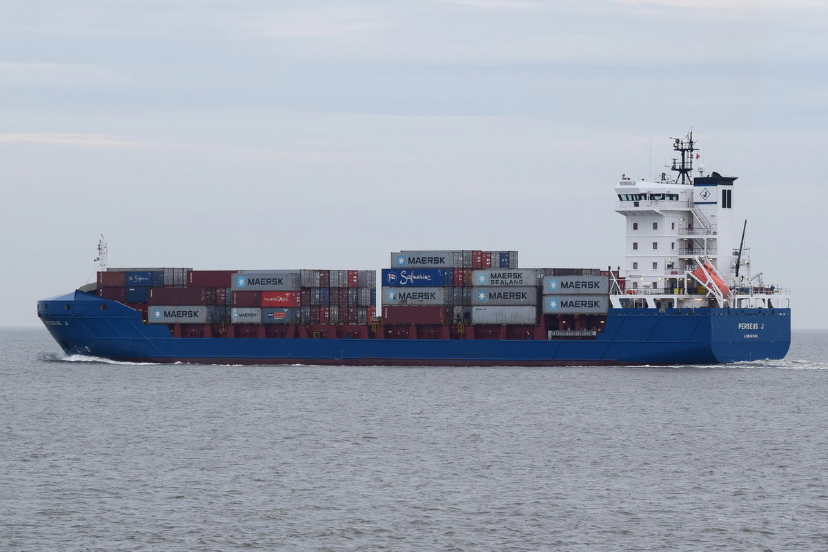 PERSEUS J , Feederschiff , IMO 9371414 , Baujahr 2008 , 140.38 × 23.03m , 925 TEU , 10.11.2018 Cuxhaven