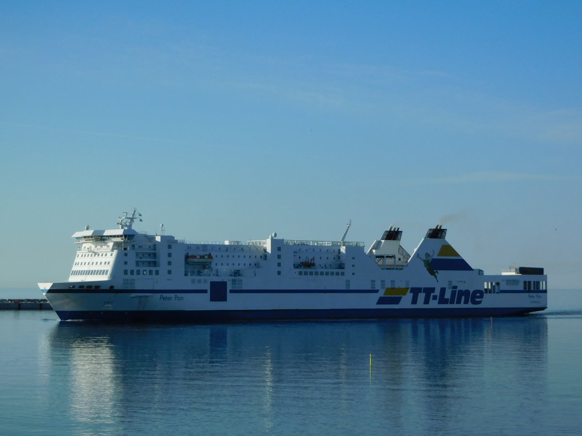 PETER PAN; TT-Line, Ankunft in Trelleborg am Morgen des 18.07.2020, Ankunft aus Travemünde.