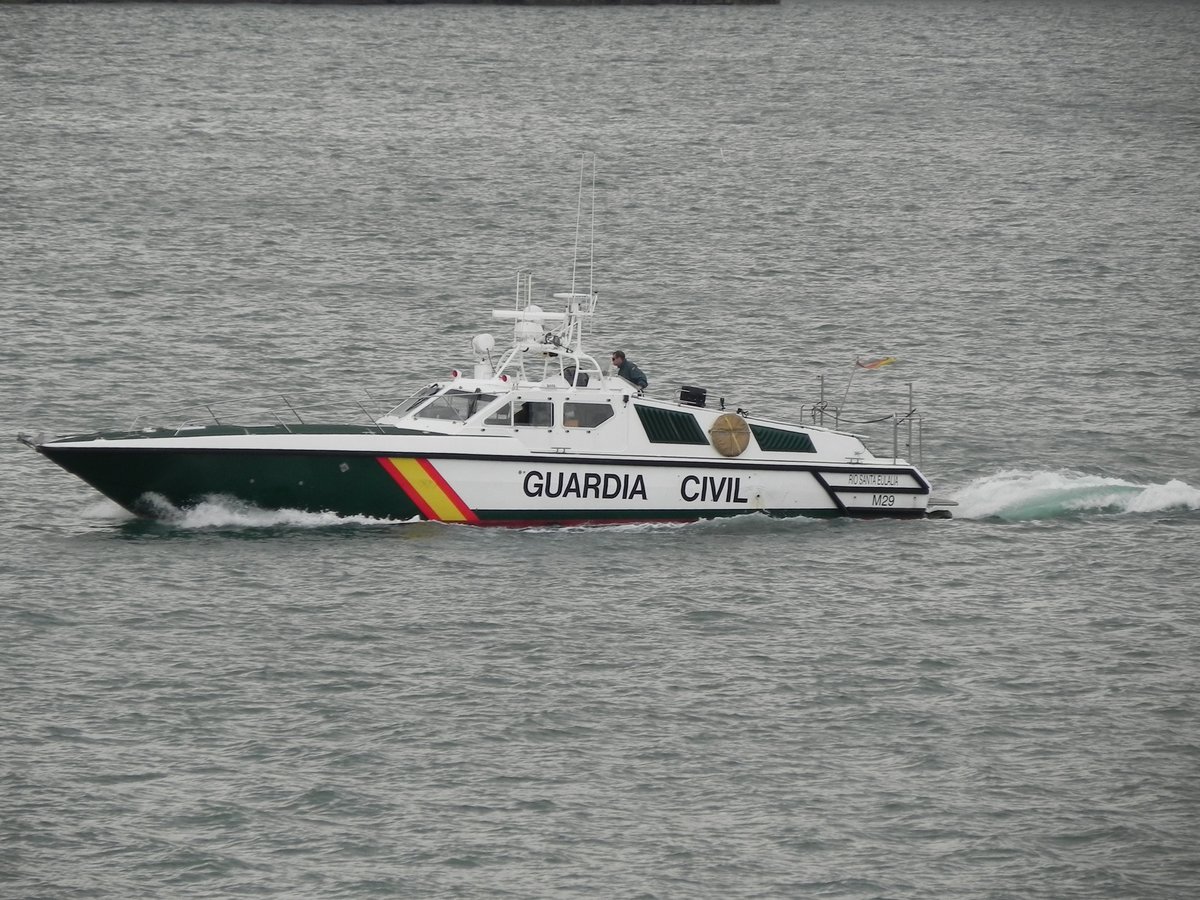 Polizeiboot  RIO SANTA EULALIA  der Guardia Civil am 11.10.2016 im Hafen von Barcelona.