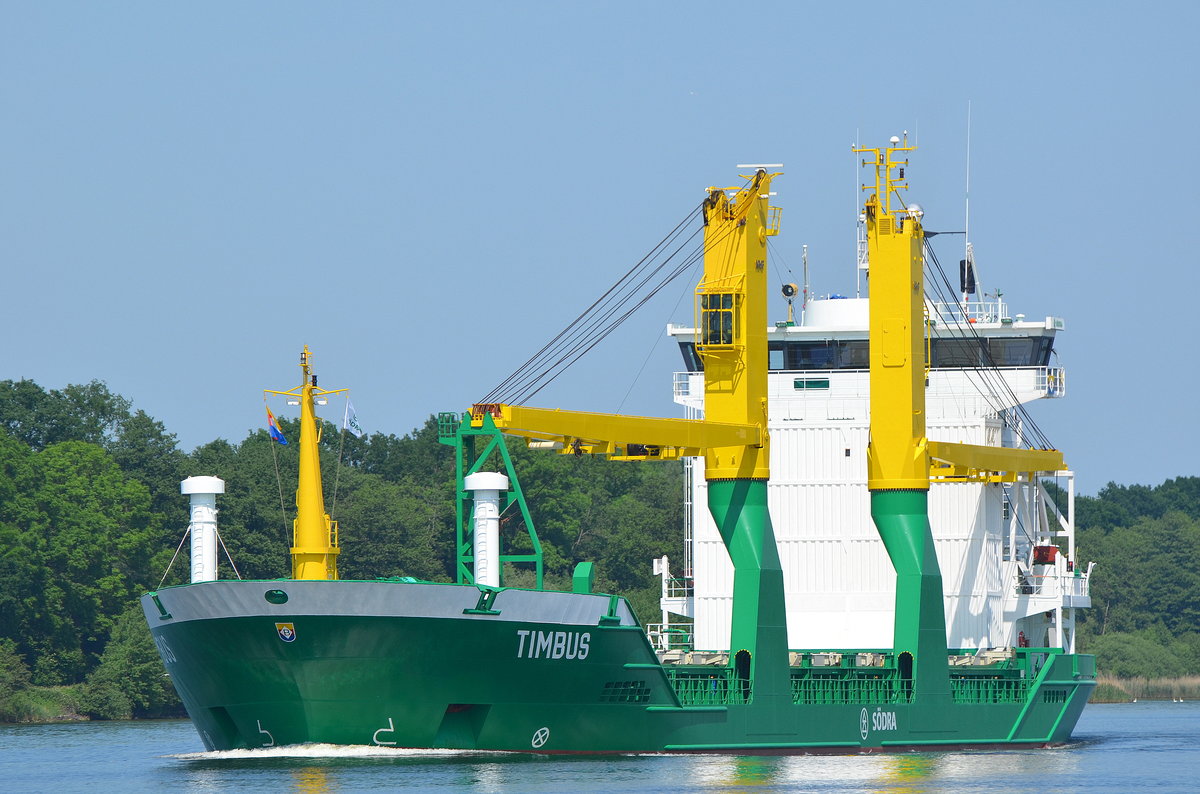 Präsentierte ich hier auch schon mal die Timbus IMO-Nummer:9198680 Flagge:Deutschland Länge:100.0m Breite:17.0m Baujahr:1999 Bauwerft:Peters Schiffswerft,Wewelsfleth Deutschland hier am 05.06.16 im Nord-Ostsee-Kanal bei Rade.