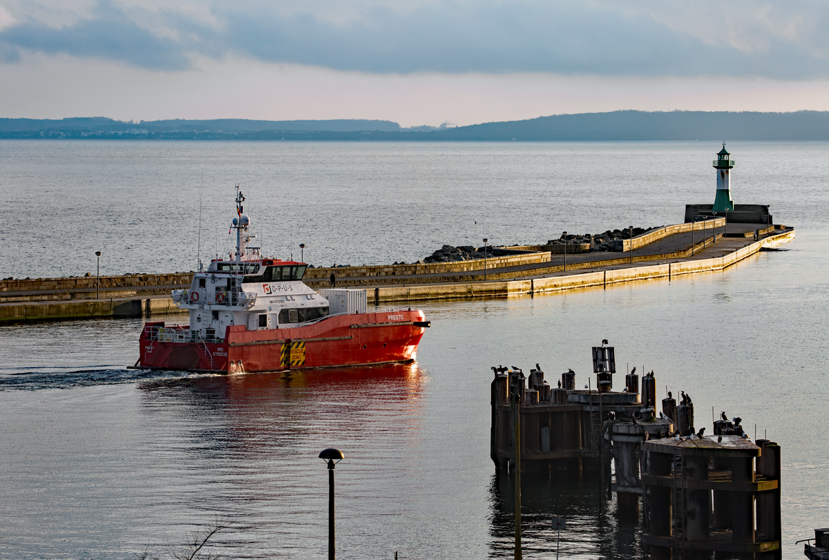 PRESTO (IMO 9782132) auslaufend in Sassnitz. - 21.02.2018