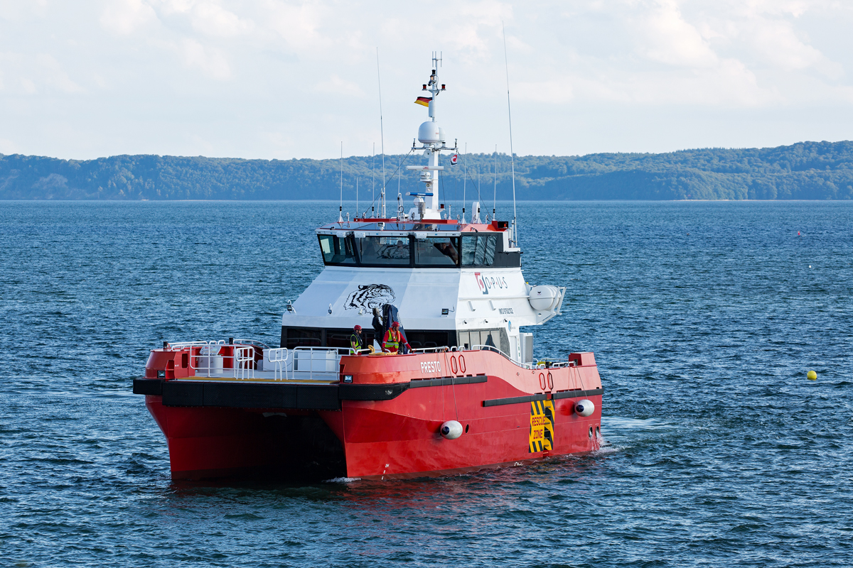 Presto (IMO 9782132) Schiffstyp High-Speed Craft vor Sassnitz Mukran. - 10.09.2017
